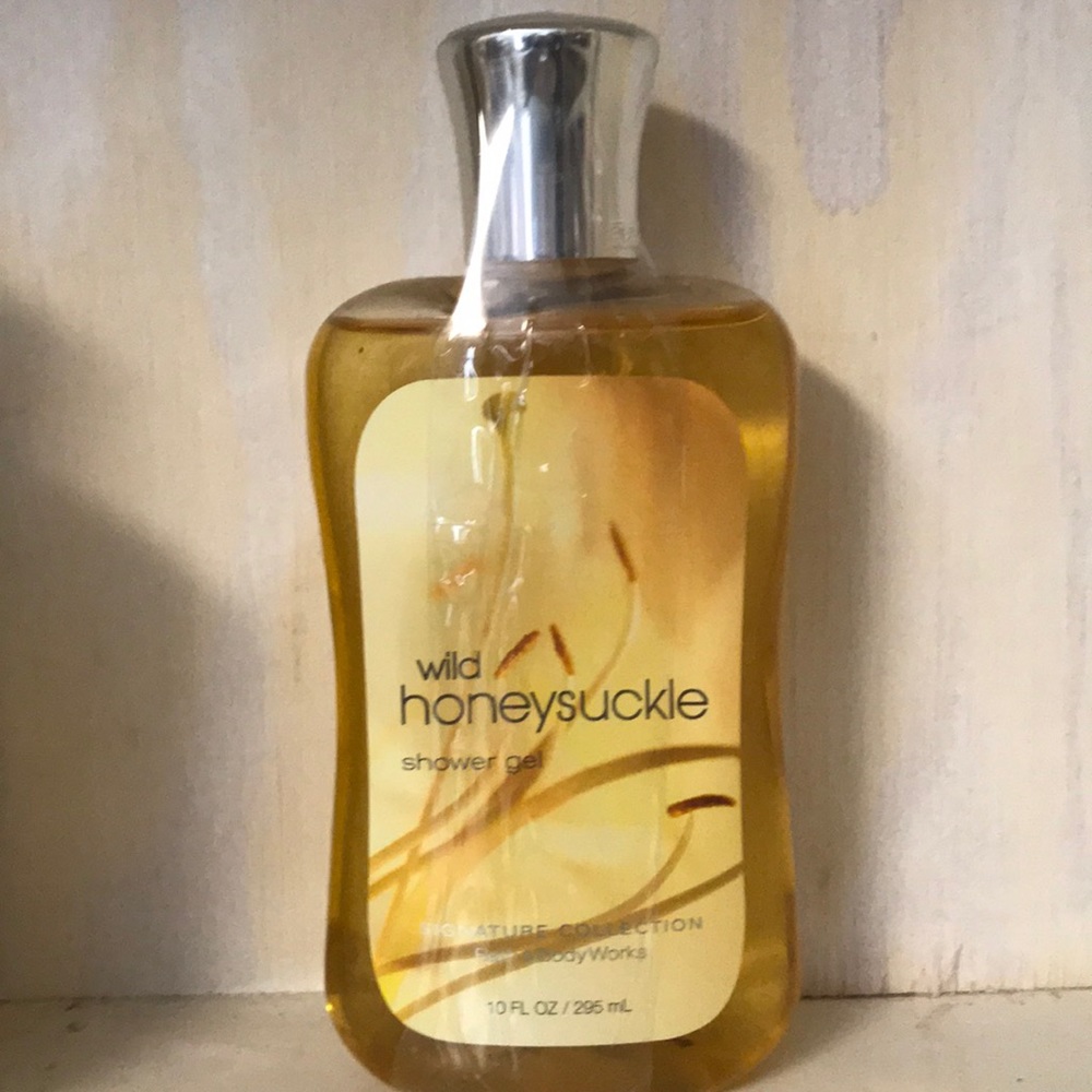 New sealed rare vintage Wild honeysuckle shower gel bath & body works signature